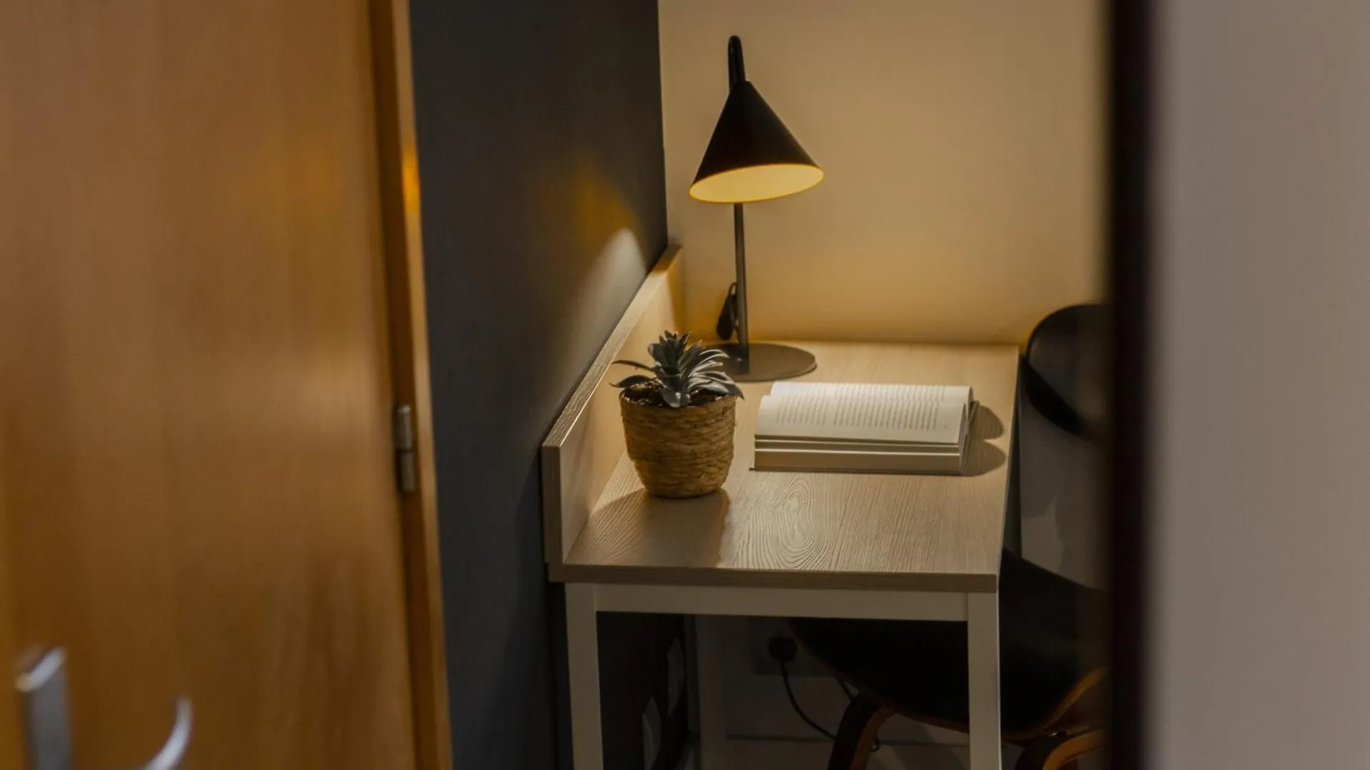Hotel Bilbao Jardines