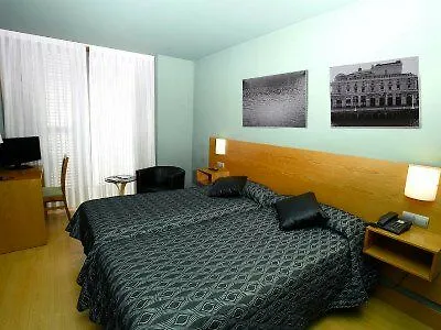 Hotel Bilbao Jardines
