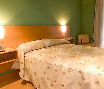 מלון Room Select בילבאו