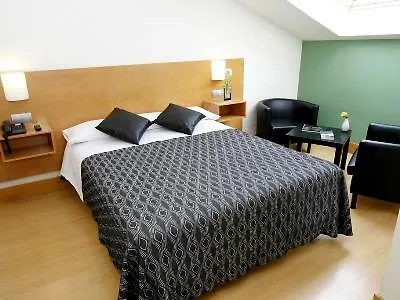 Room Select بلباو 2*,  إسبانيا